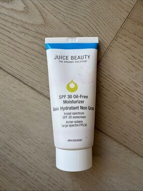 NEW Juice Beauty SPF 30 Oil-Free Moisturizer - Exp: 12/2027